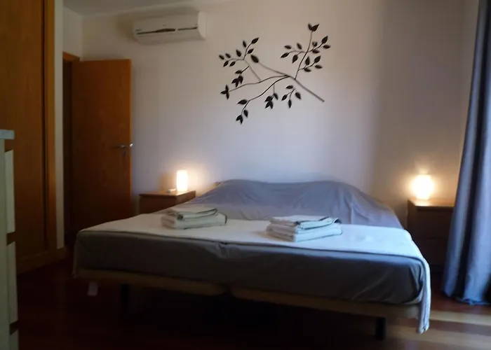 Luxury Ground-floor 5 Stars, 2 Bedrooms, 2 Bathrooms, Free Wifi Daire *