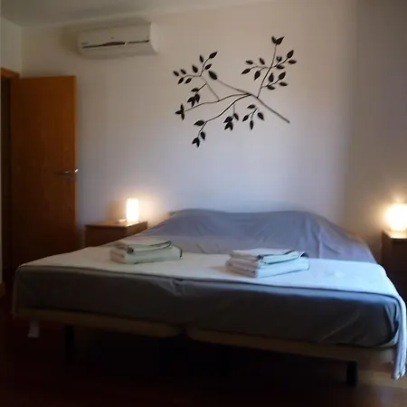 Luxury Ground-floor 5 Stars, 2 Bedrooms, 2 Bathrooms, Free Wifi شقة *